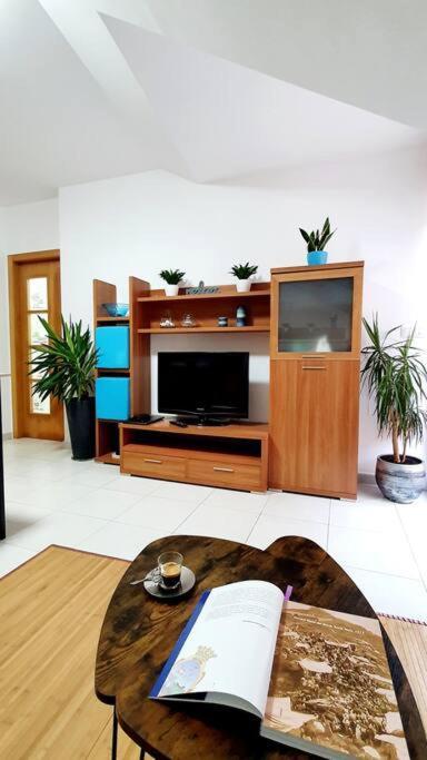 Apartamento Atico A 500M Del Mar Con Plaza De Garaje Y Gran Terraza A Guarda Exterior foto